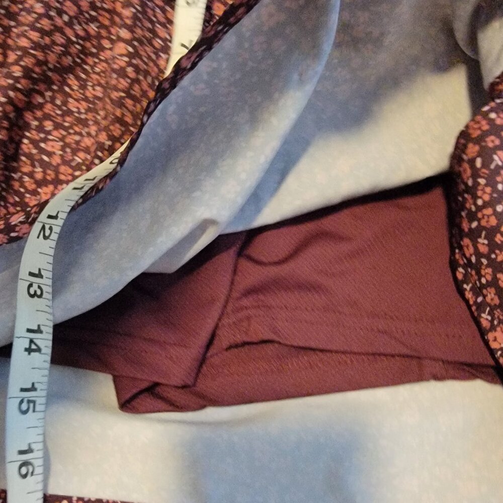 Gerry Burgundy/Brown Ditzy Floral Mini Pull On Active Skort or Skirted Shorts - Picture 10 of 10